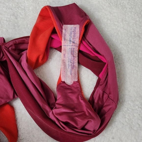 New!Beach Riot Joyce In Be Mine  Colorblock Cut-out One Piece Swimsuit - Picture 13 of 16